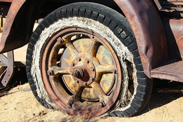 When to Repair or Replace Tires